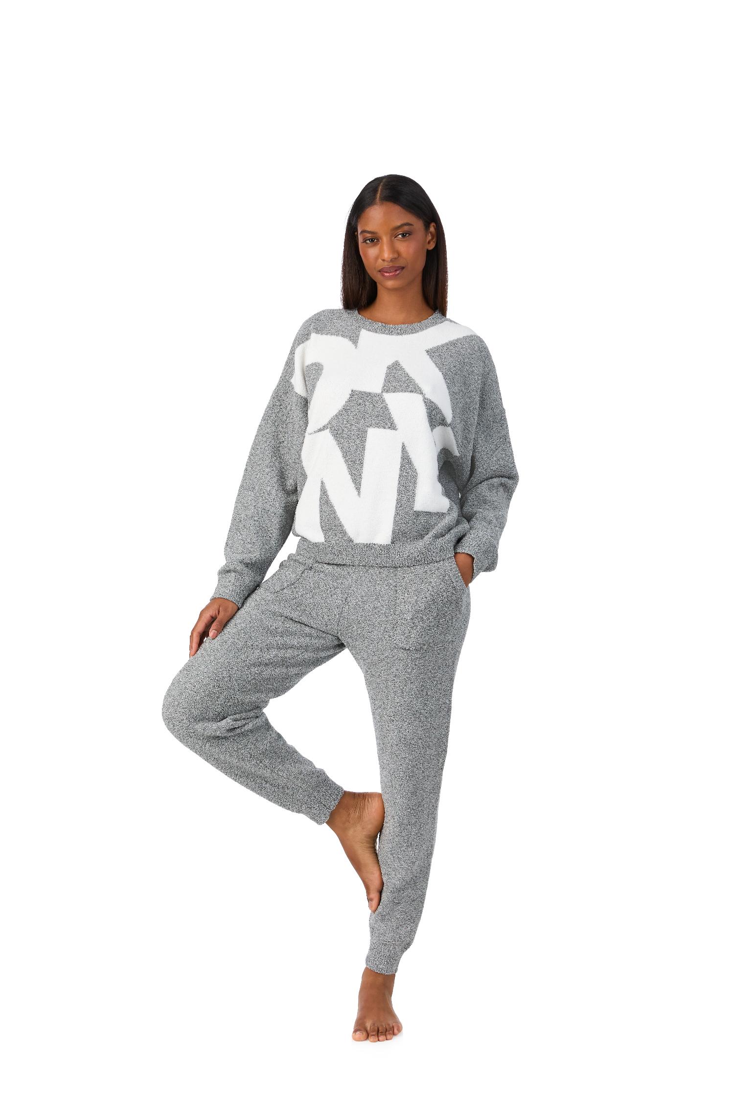 YI90079-STAND-OUT-&amp~-COZY-UP