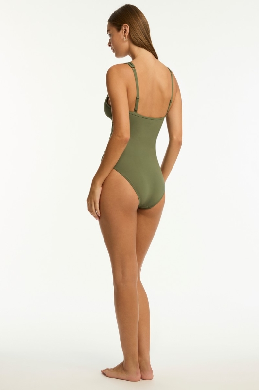 SL1039ECO-ESSENTIALS-EDIT