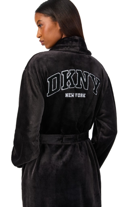 YI10077-SIGNATURE-ROBE