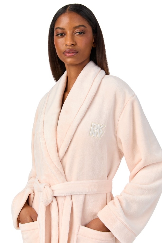 YI10077-SIGNATURE-ROBE