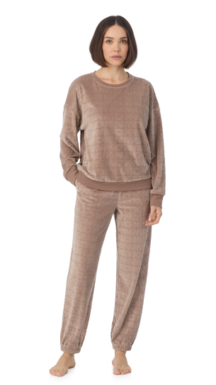 YI80148-LUXE-LOUNGING