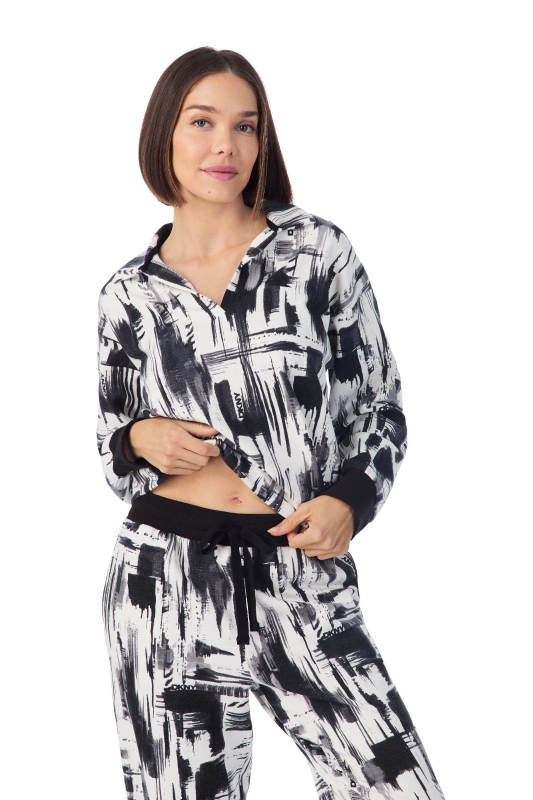 YI90059-NY-STATE-OF-STYLE